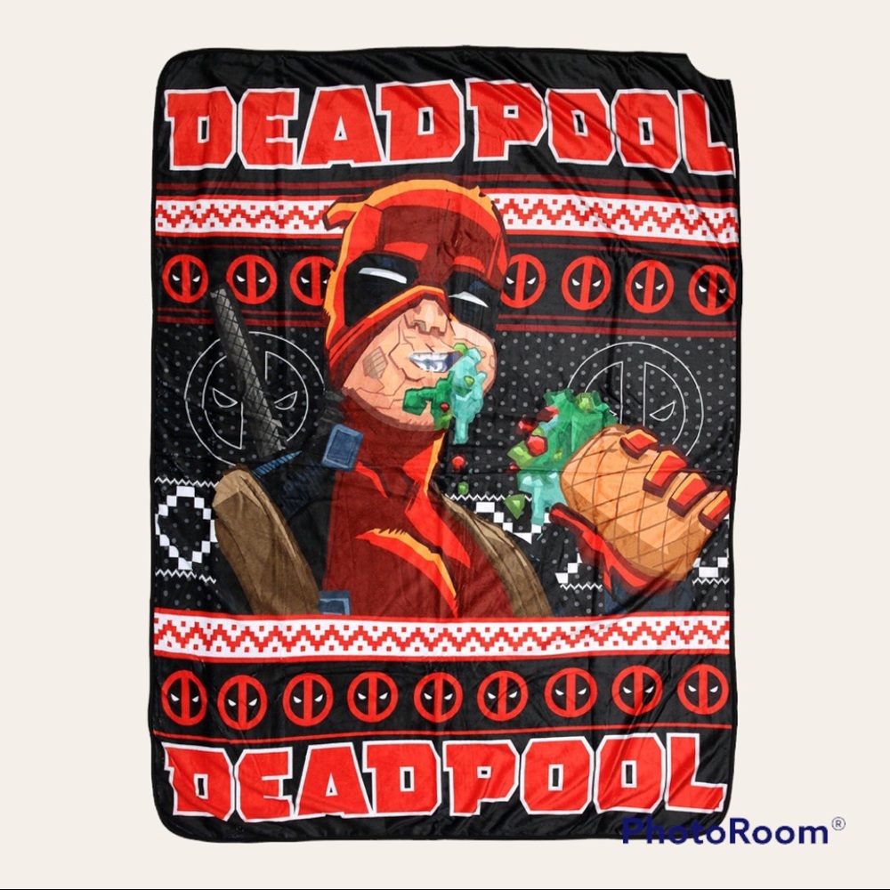 Marvel Deadpool Holiday Throw Blanket